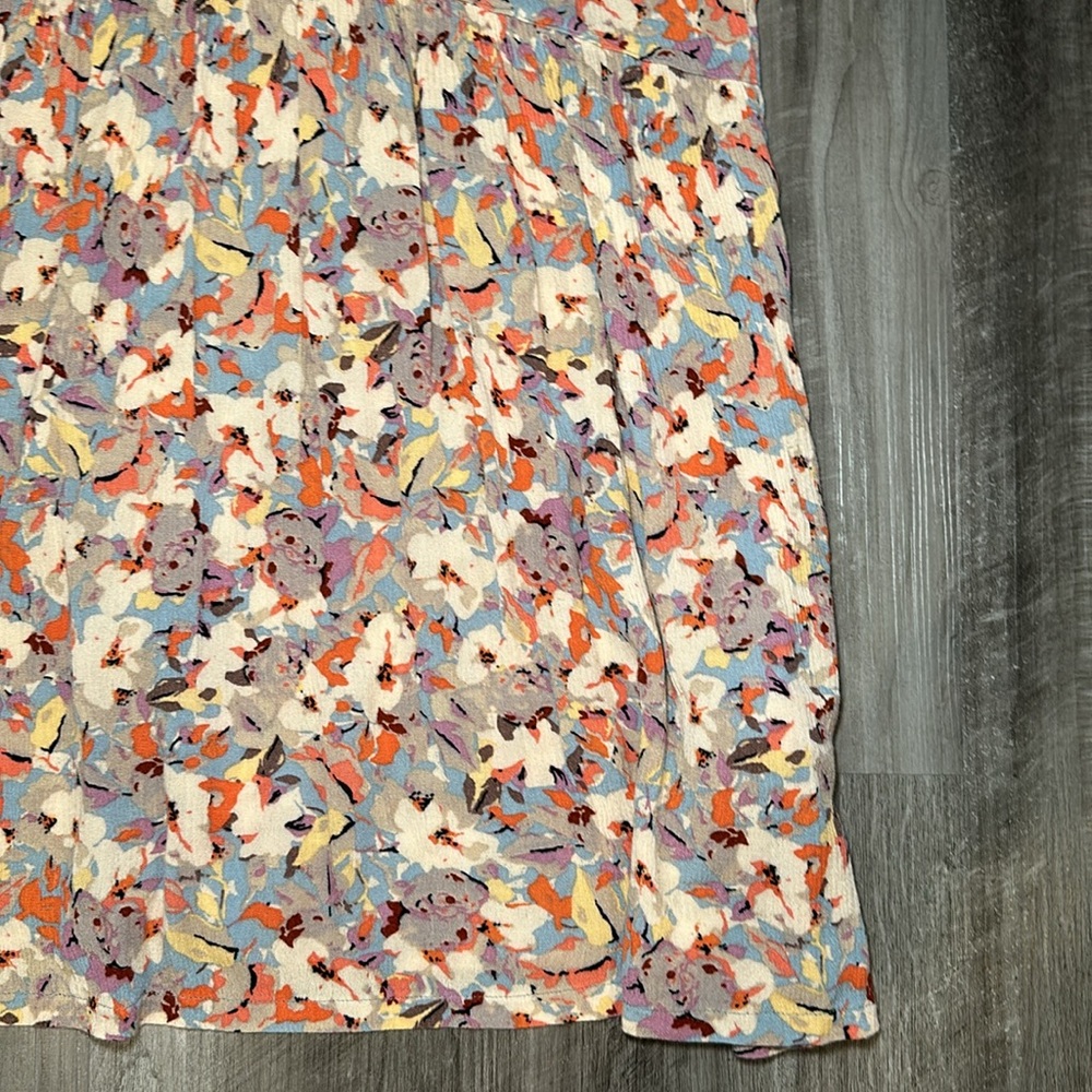Vanessa Virginia Anthropologie V-Cut Sleeveless Button Down Tunic - Medium - Picture 3 of 5